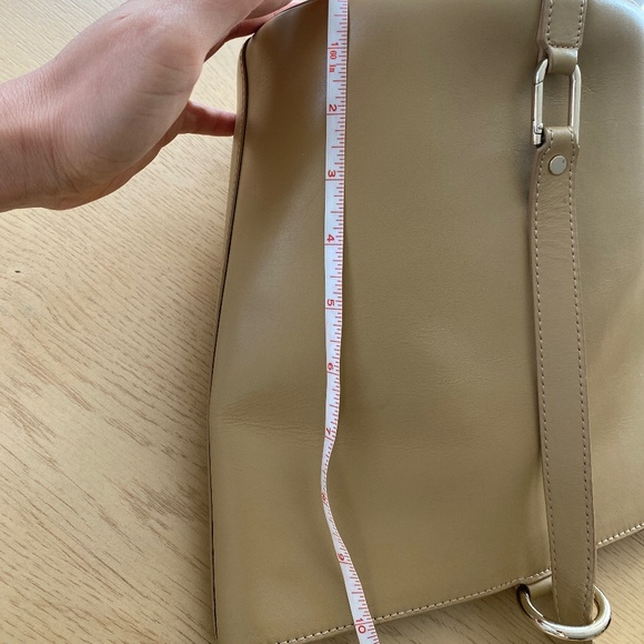 Tan OAD New York Bucket Bag - Picture 8 of 9